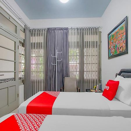 Oyo 3371 Omah Saras Family Hotel Malang Kültér fotó