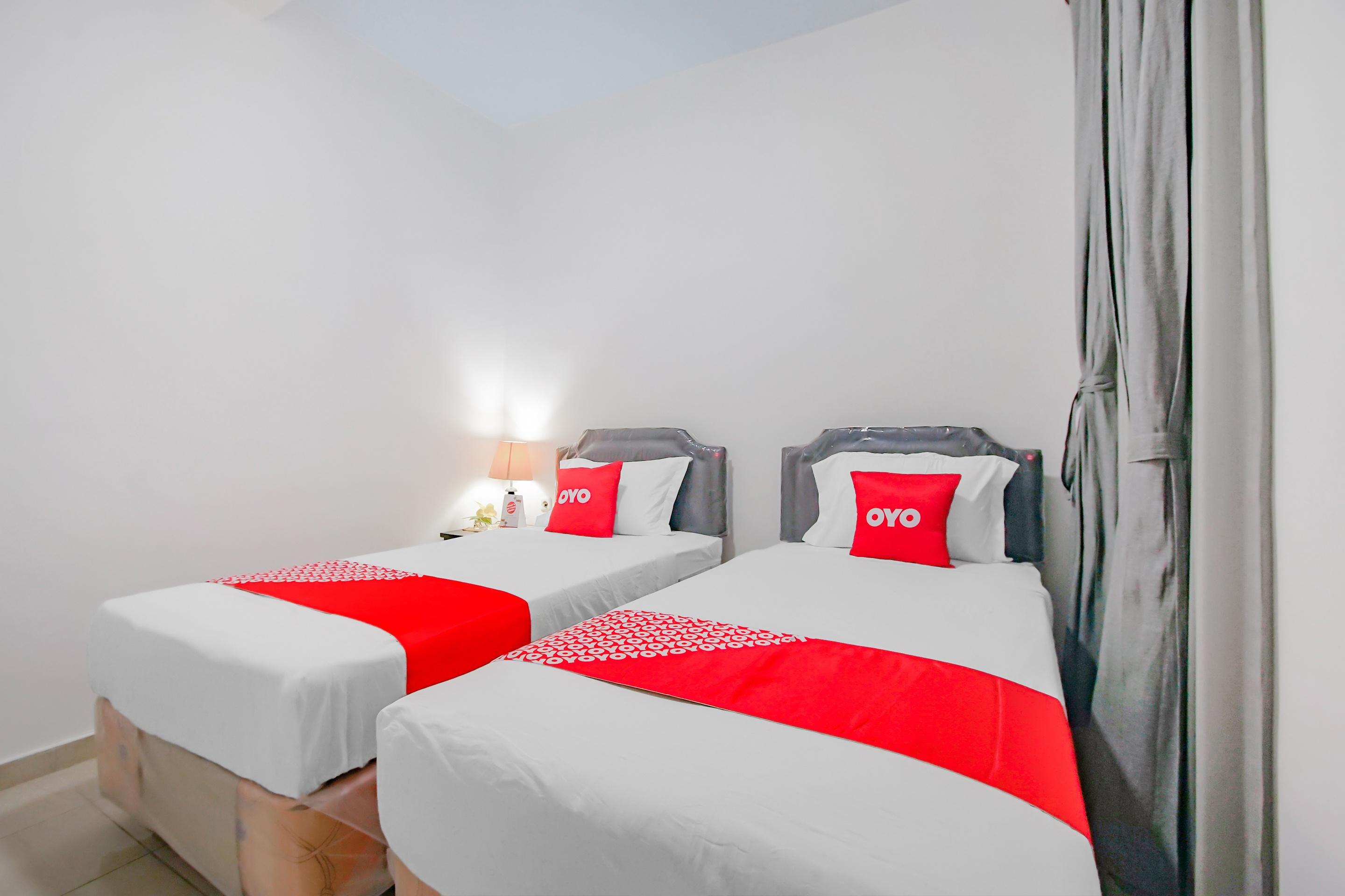 Oyo 3371 Omah Saras Family Hotel Malang Kültér fotó